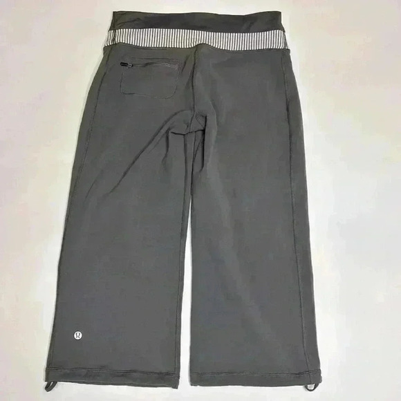 Lululemon Reversable Cropped Leggings Gym Comfortable Exercise Hike Yoga Run Sun - Picture 2 of 12